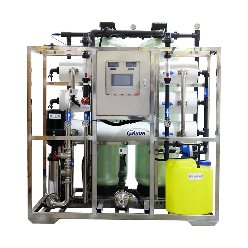 Sistema de tratamento de água industrial de ro para água pura