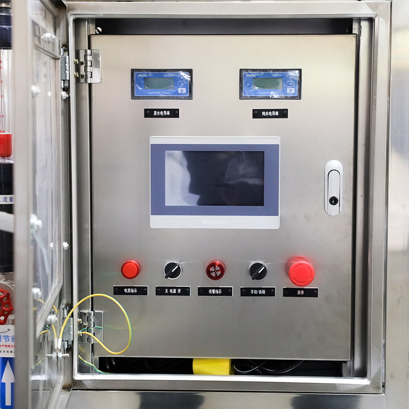 Sistema de tratamento de água industrial de ro para água pura