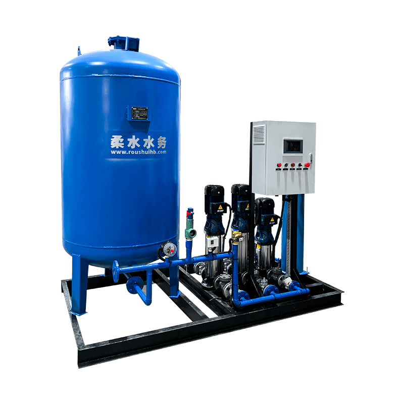 Equipamento constante de abastecimento de água com pressão com bomba e tanque de expansão